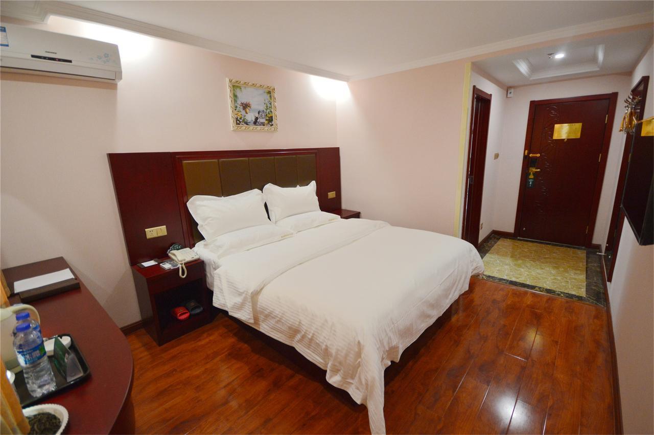 Greentree Inn Guizhou Guiyang Xiaoshizi Business Hotel Гуйян Экстерьер фото