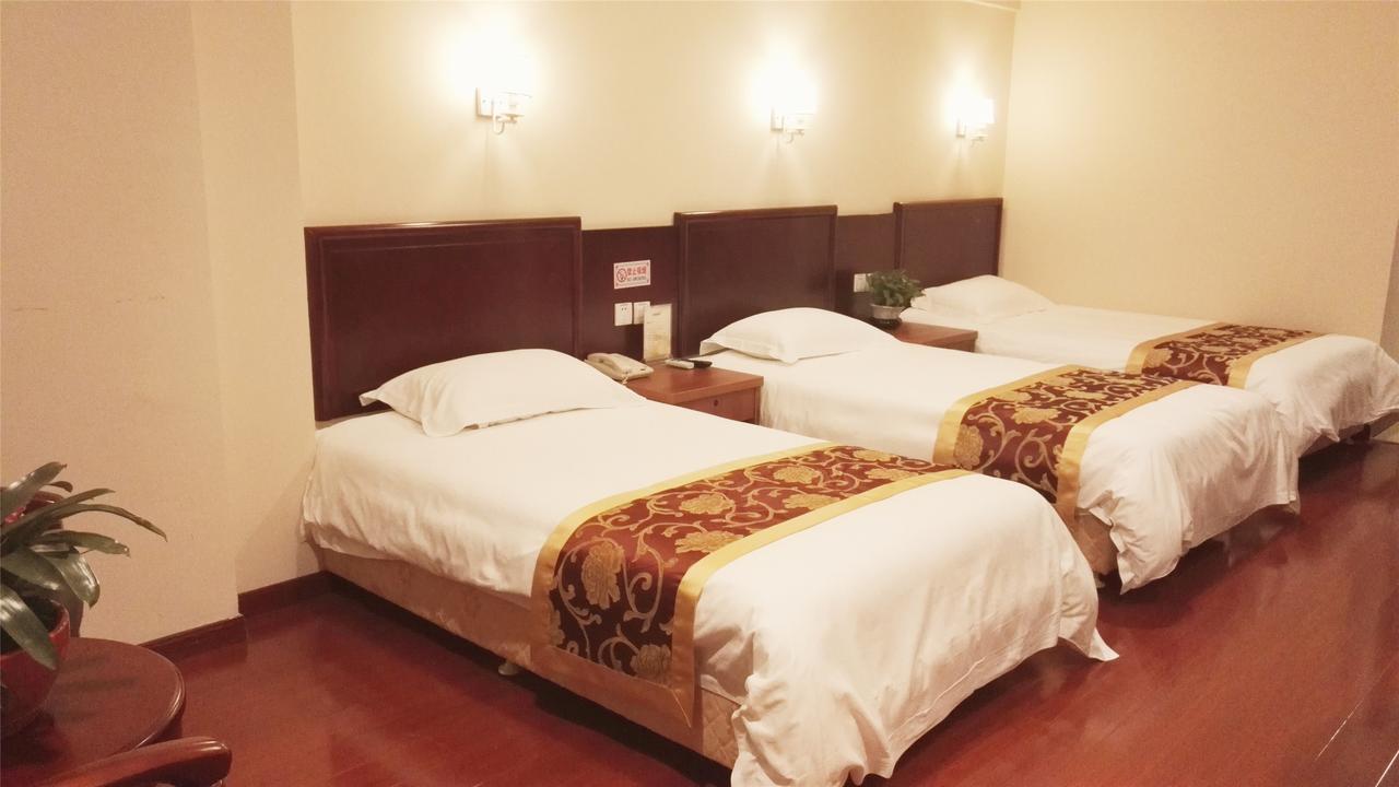 Greentree Inn Guizhou Guiyang Xiaoshizi Business Hotel Гуйян Экстерьер фото